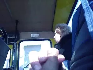 morena da una gran h ...