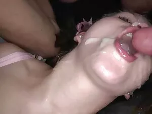 Enge porno en audio  ...